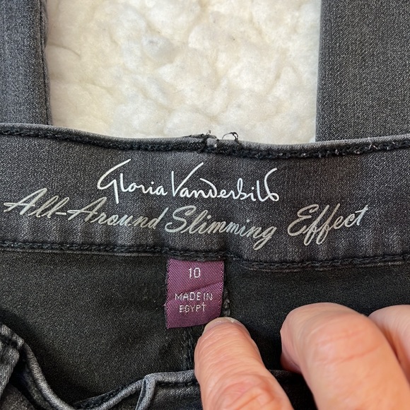 Gloria Vanderbilt Amanda Gray Stretch Skinny Jeans with Ankle Snaps. EUC Size 10 - Picture 2 of 6